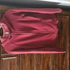 Lululemon Womens Sz 8 Preowned Full Zipp Hooded Jacket.